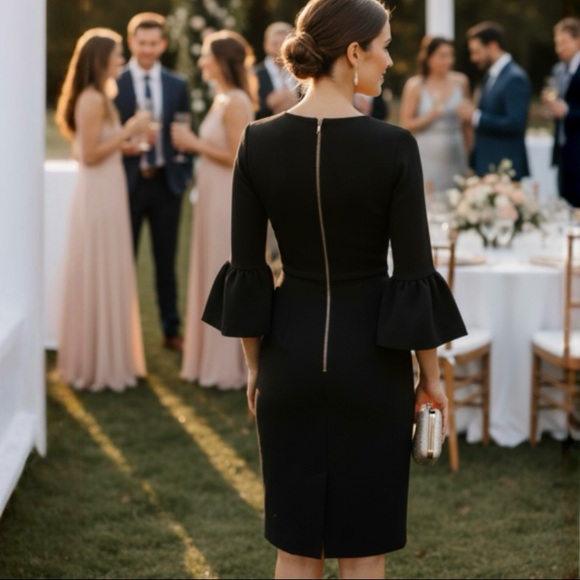 Alexia Admor Black Bell Sleeve Dress - Picture 4 of 12